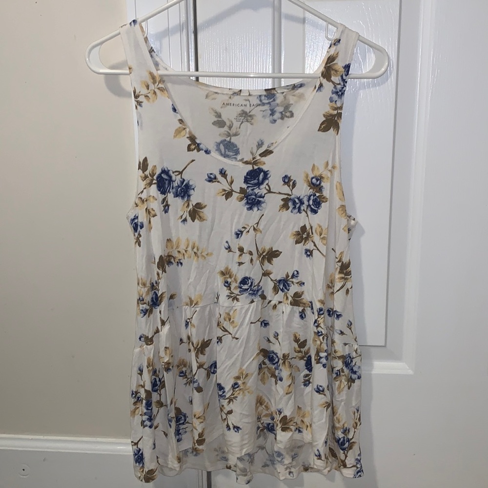 American Eagle floral peplum tank top